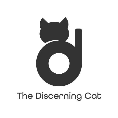 The Discerning Cat logo